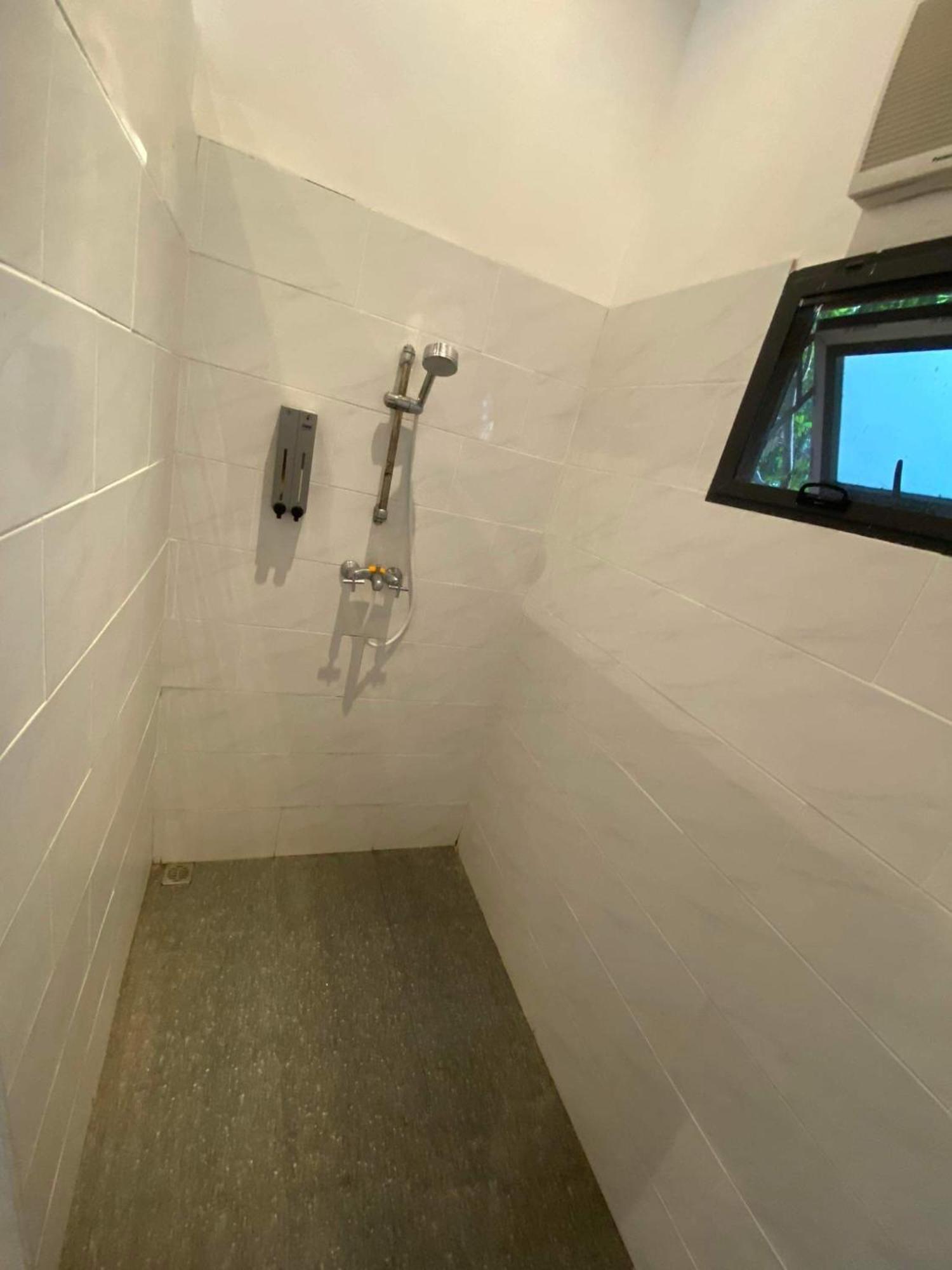 Cashewnut Cove Villa Koh Lipe Exterior photo