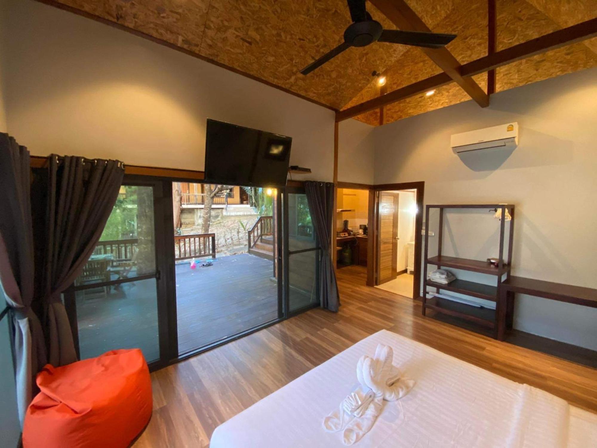 Cashewnut Cove Villa Koh Lipe Exterior photo