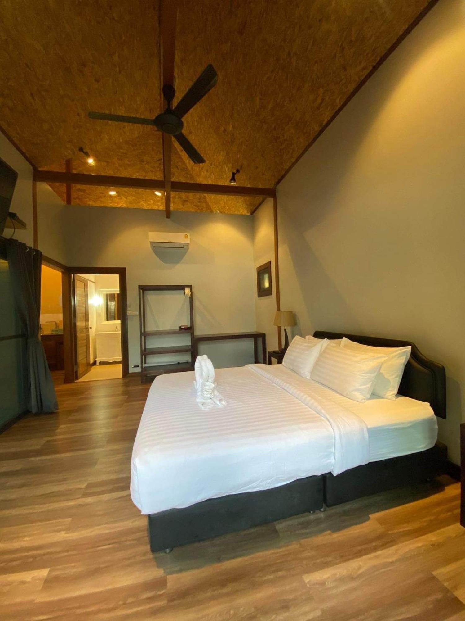 Cashewnut Cove Villa Koh Lipe Exterior photo